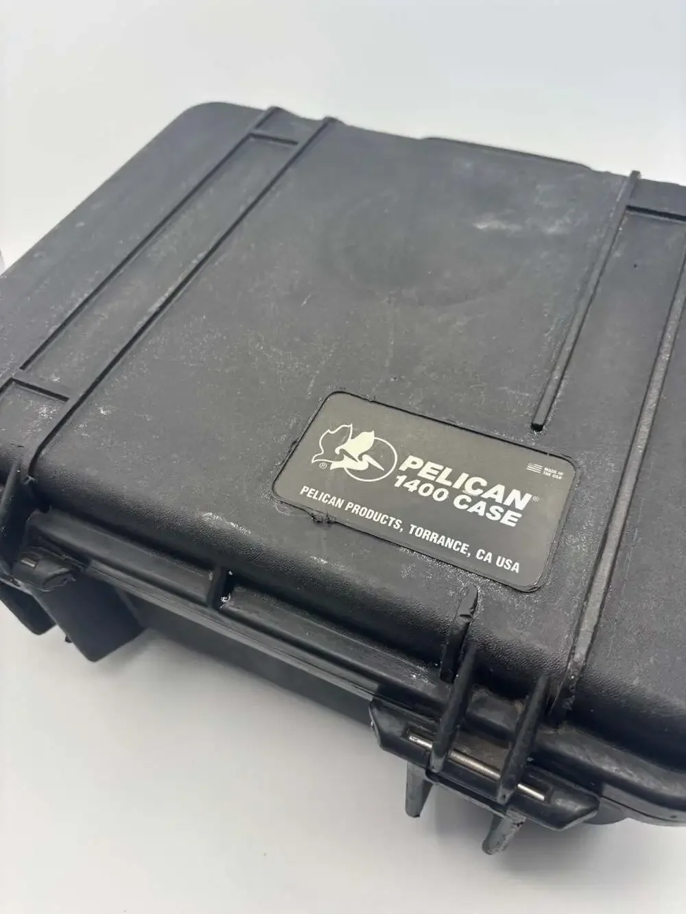 Pelican 1400 Hard Protective Case Black - No Foam Inserts